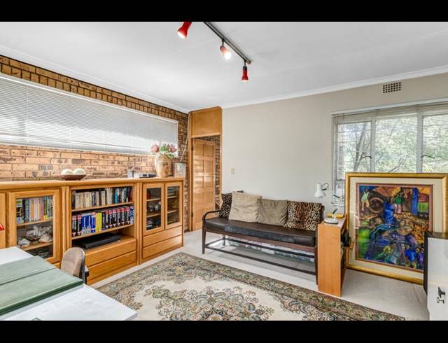 4 BEDROOM HOUSE FOR SALE IN MAGALIESSIG